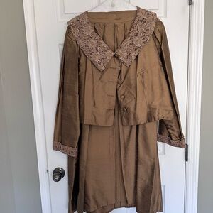 Brown Satin Two-Piece Dress Set with Lace Collar